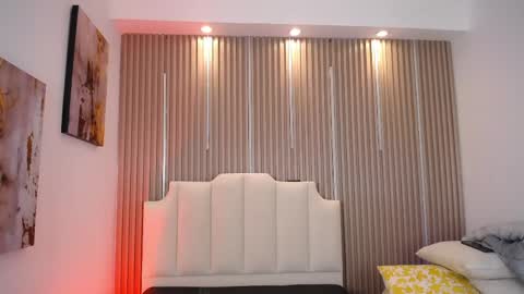 adrianstark_ online show from May 30, 12:57 pm