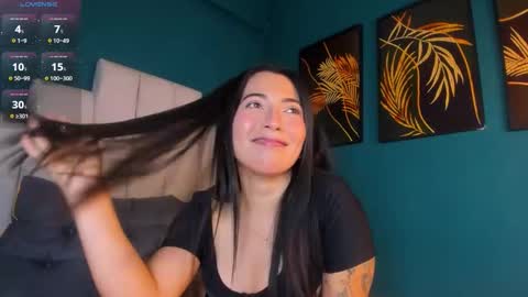 adriienne_ online show from March 13, 9:43 pm