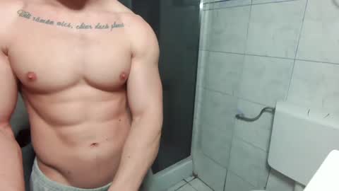 Mrrfitt online show from February 7, 9:15 pm