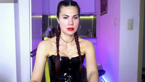 Ada online show from March 3, 12:00 pm