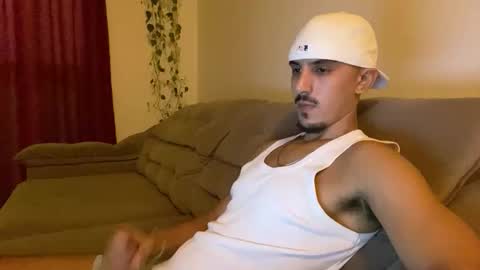 Luci online show from March 8, 2:04 am