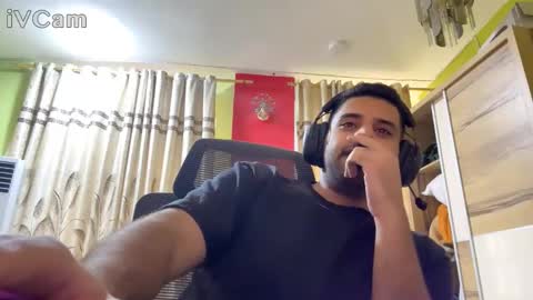 Snapshot of aeoub_ chatting on September 12, 6:13 am aeoub_ online show from September 12, 6:13 am