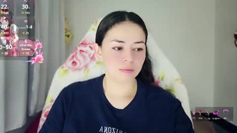 Snapshot of aeseelia chatting on July 23, 2:09 am lia online show from July 23, 2:09 am