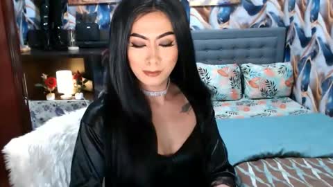 Snapshot of affairtoyourgoddesskhendra chatting on October 14, 6:09 pm Dominant Goddess Contessa online show from October 14, 6:09 pm