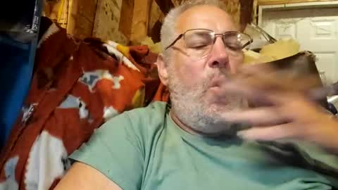 Snapshot of afguy1971 chatting on October 5, 4:11 am AFGuy71 online show from October 5, 4:11 am