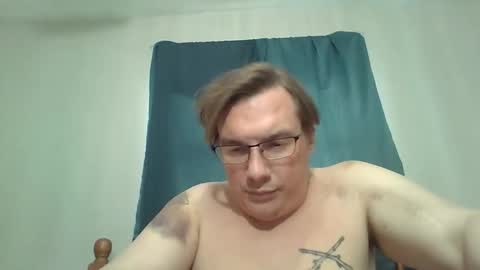 Snapshot of afreeman1 chatting on March 17, 7:39 pm afreeman1 online show from March 17, 7:39 pm