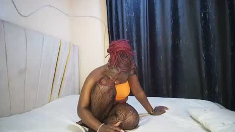 Snapshot of african_goddess0 chatting on June 20, 6:16 am Zahara online show from June 20, 6:16 am