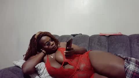african_sexygoddess online show from May 31, 2:42 am
