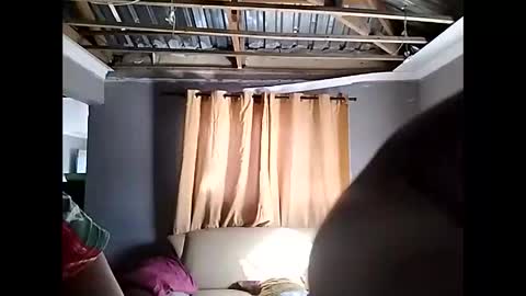 Snapshot of afrikanbonnienclyde chatting on February 17, 6:10 am Nikky Love online show from February 17, 6:10 am