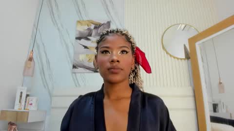 Afro Luna online show from January 13, 11:26 am