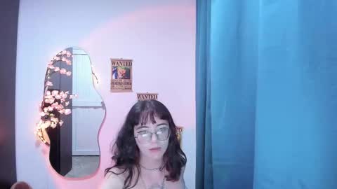 Snapshot of afroditaleclair chatting on February 6, 1:43 am Afrodita online show from February 6, 1:43 am