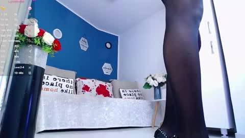 Amalia online show from January 10, 4:42 pm