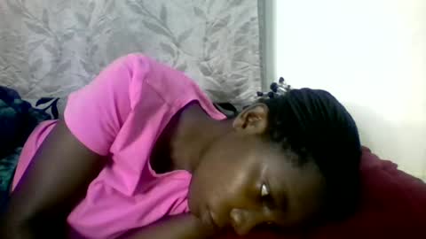 pink  and josphen online show from February 2, 9:08 am