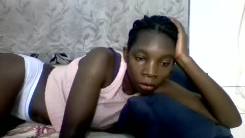 pink  and josphen online show from February 12, 12:01 pm