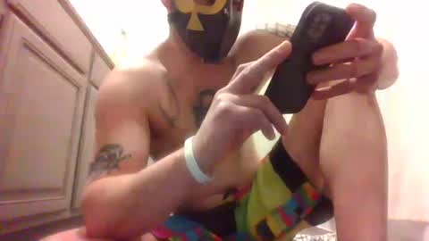 afterhourg online show from December 3, 5:23 pm