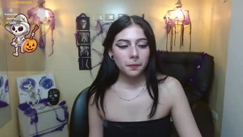 Snapshot of agarycus_ chatting on October 18, 1:01 pm Kimberly online show from October 18, 1:01 pm