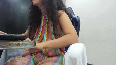 A G A T A  online show from April 1, 12:17 pm