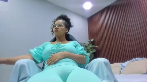 A G A T A  online show from April 4, 7:22 pm