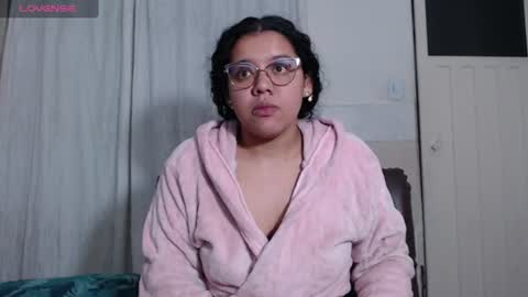 Snapshot of agata_c chatting on August 1, 3:17 am Agatha online show from August 1, 3:17 am