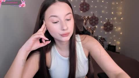 Snapshot of agata_cherry chatting on March 3, 6:30 am Eva online show from March 3, 6:30 am