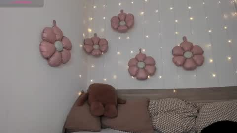 Snapshot of agata_cherry chatting on June 13, 8:34 am Eva online show from June 13, 8:34 am