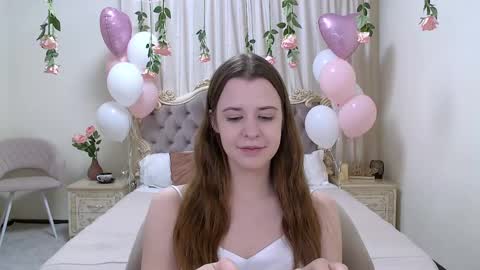 Snapshot of agataaisitt chatting on February 16, 12:21 pm Agata Aisitt online show from February 16, 12:21 pm