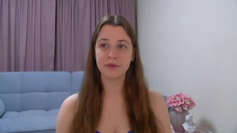 Snapshot of agataaisitt chatting on May 20, 5:52 pm Agata Aisitt online show from May 20, 5:52 pm