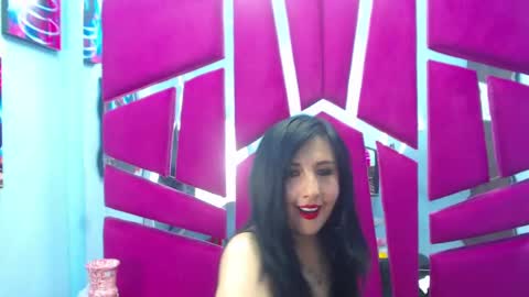agatha_leon_ online show from October 22, 8:08 pm