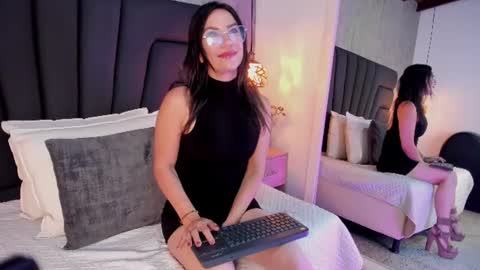 agatha_milf13 online show from July 8, 11:48 am
