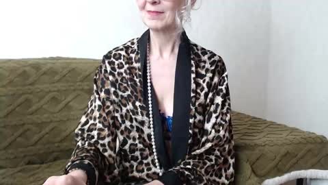 Agatha online show from March 12, 1:40 pm