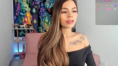 Snapshot of agatha_v__ chatting on February 17, 10:56 am agatha_v__ online show from February 17, 10:56 am