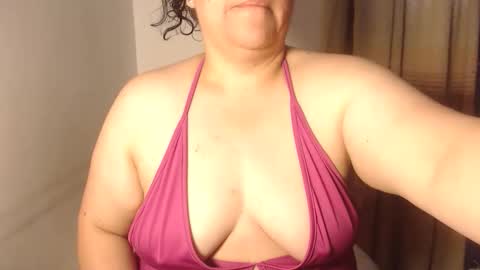 Snapshot of agathaaaa chatting on March 20, 11:15 am online show from March 20, 11:15 am