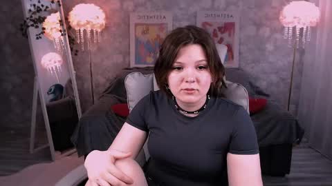 agathaagnia online show from May 11, 8:09 am