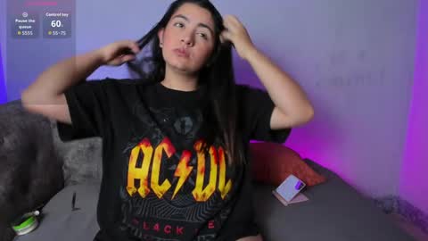 Snapshot of agathabel chatting on April 29, 12:20 pm agatha bel online show from April 29, 12:20 pm