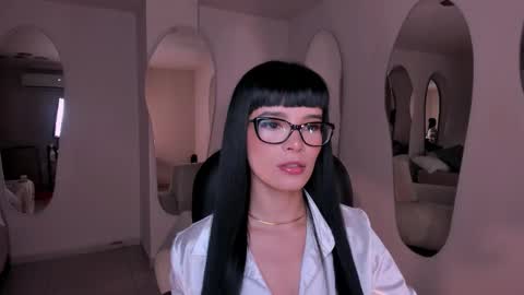 Agatha online show from February 13, 9:22 pm