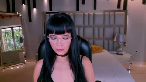 Agatha online show from May 24, 10:15 pm