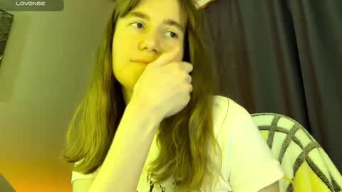 Snapshot of agniia257 chatting on March 3, 4:13 pm Kleya online show from March 3, 4:13 pm