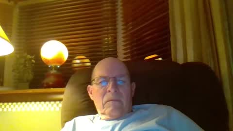 Snapshot of aguynrkfrd chatting on February 25, 10:26 am aguynrkfrd online show from February 25, 10:26 am