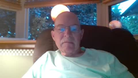 Snapshot of aguynrkfrd chatting on July 12, 10:17 am aguynrkfrd online show from July 12, 10:17 am