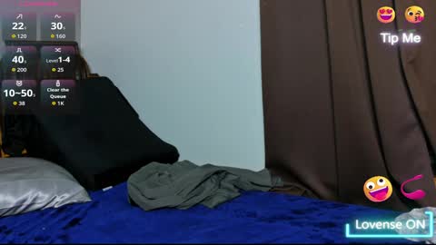 Snapshot of ahardman10 chatting on June 1, 1:40 am Blue Eyed Handsome Man online show from June 1, 1:40 am