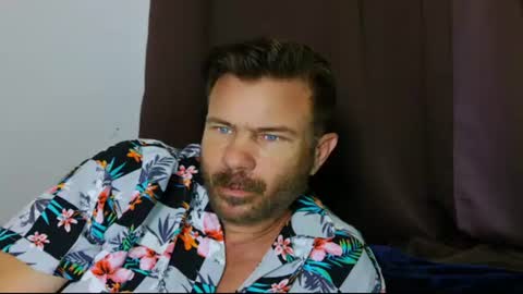 Snapshot of ahardman10 chatting on June 29, 3:45 pm Blue Eyed Handsome Man online show from June 29, 3:45 pm