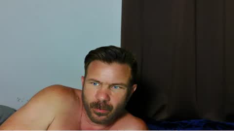 Snapshot of ahardman10 chatting on June 30, 3:51 am Blue Eyed Handsome Man online show from June 30, 3:51 am
