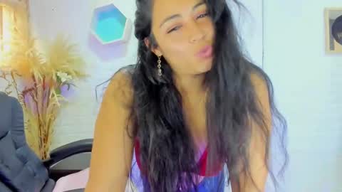 Snapshot of ahisha09 chatting on March 8, 4:28 pm Ahisha online show from March 8, 4:28 pm