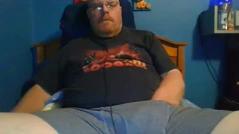 Snapshot of ahrnycumtoy chatting on December 7, 9:06 am hrnycummer online show from December 7, 9:06 am