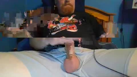 Snapshot of ahrnycumtoy chatting on February 21, 7:56 am hrnycummer online show from February 21, 7:56 am