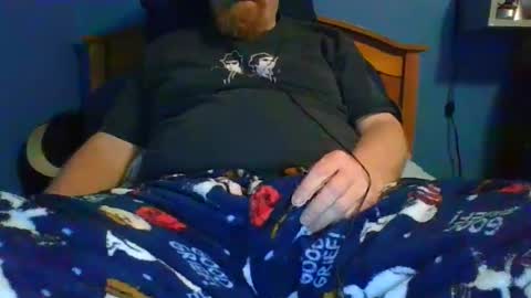 Snapshot of ahrnycumtoy chatting on February 24, 6:38 am hrnycummer online show from February 24, 6:38 am