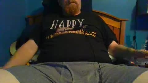 Snapshot of ahrnycumtoy chatting on March 1, 7:41 am hrnycummer online show from March 1, 7:41 am