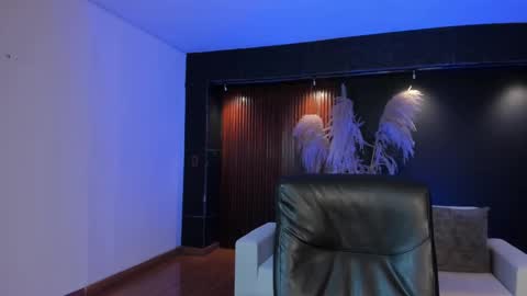 aidajoness online show from September 22, 11:56 am