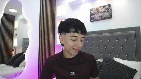 Aiden online show from February 21, 1:12 pm