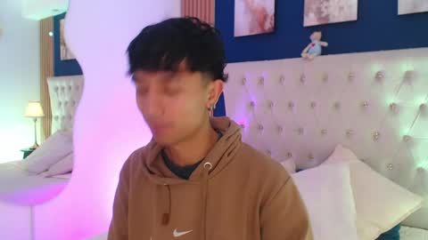 Aiden online show from April 13, 12:54 pm